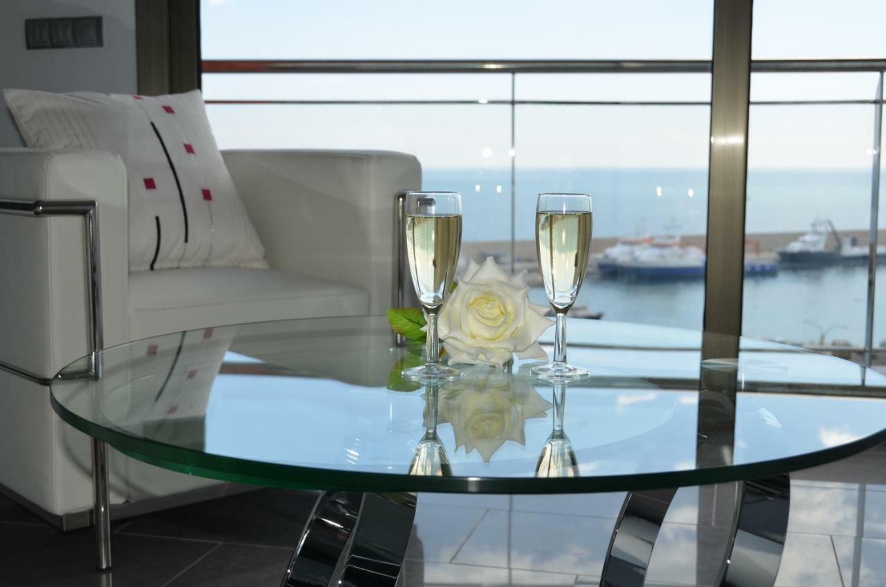 Casa Cleo Apartment L'Ametlla de Mar Luaran gambar